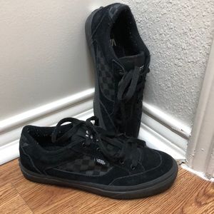 Black Vans Skate Sneakers in Excellent condition